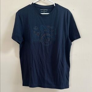 Banana Republic Men's Black Graphic T-Shirt